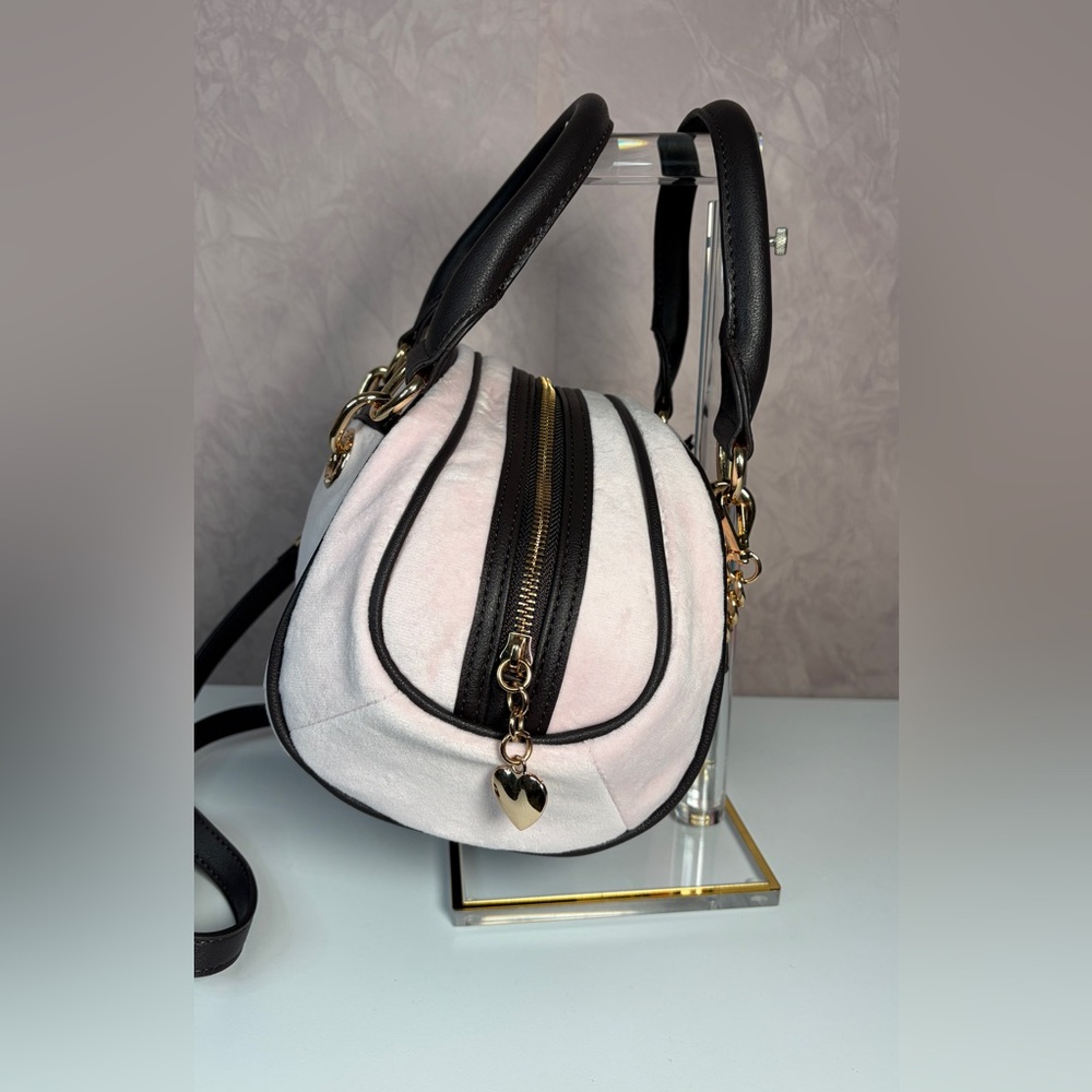 JUST IN! Juicy Couture Classic Scottie Dogs Satchel VIRAL HTF - Picture 6 of 15